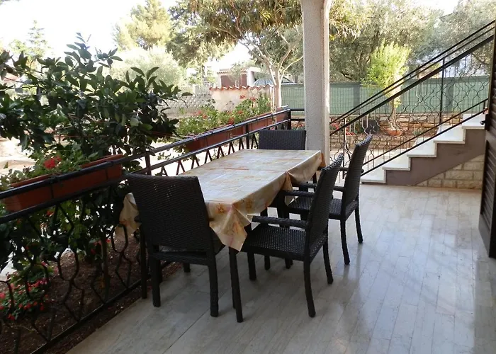 With Parking Space Tar, Porec - 6943 * Tar-Vabriga